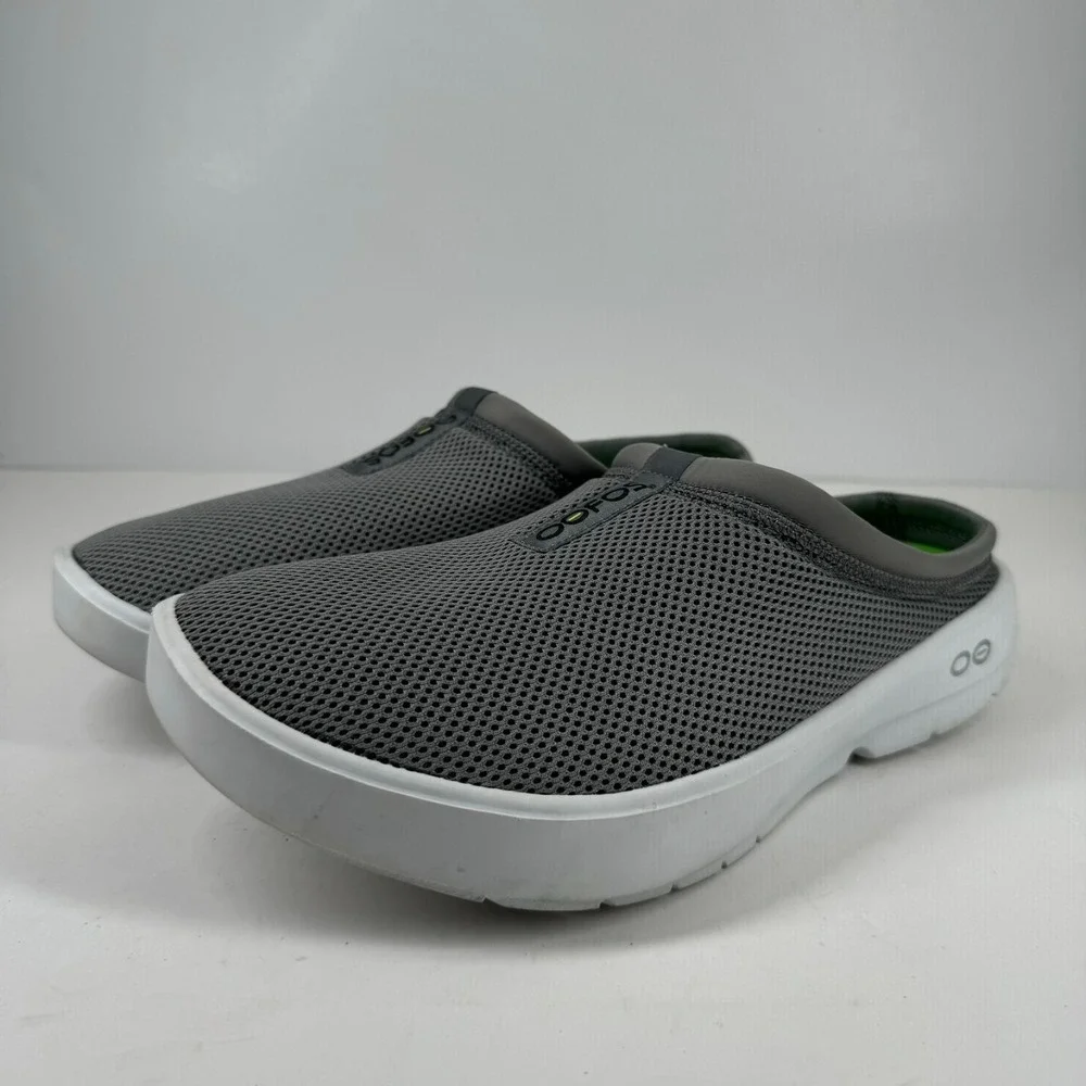 OOFOS OOcoozie Sport Men's US 10.5 White/Slate Gray Recovery Slip-On Mule Shoes